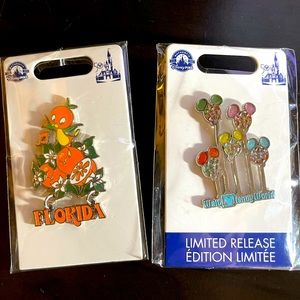 2 Disney LR Disney Pins NWT
